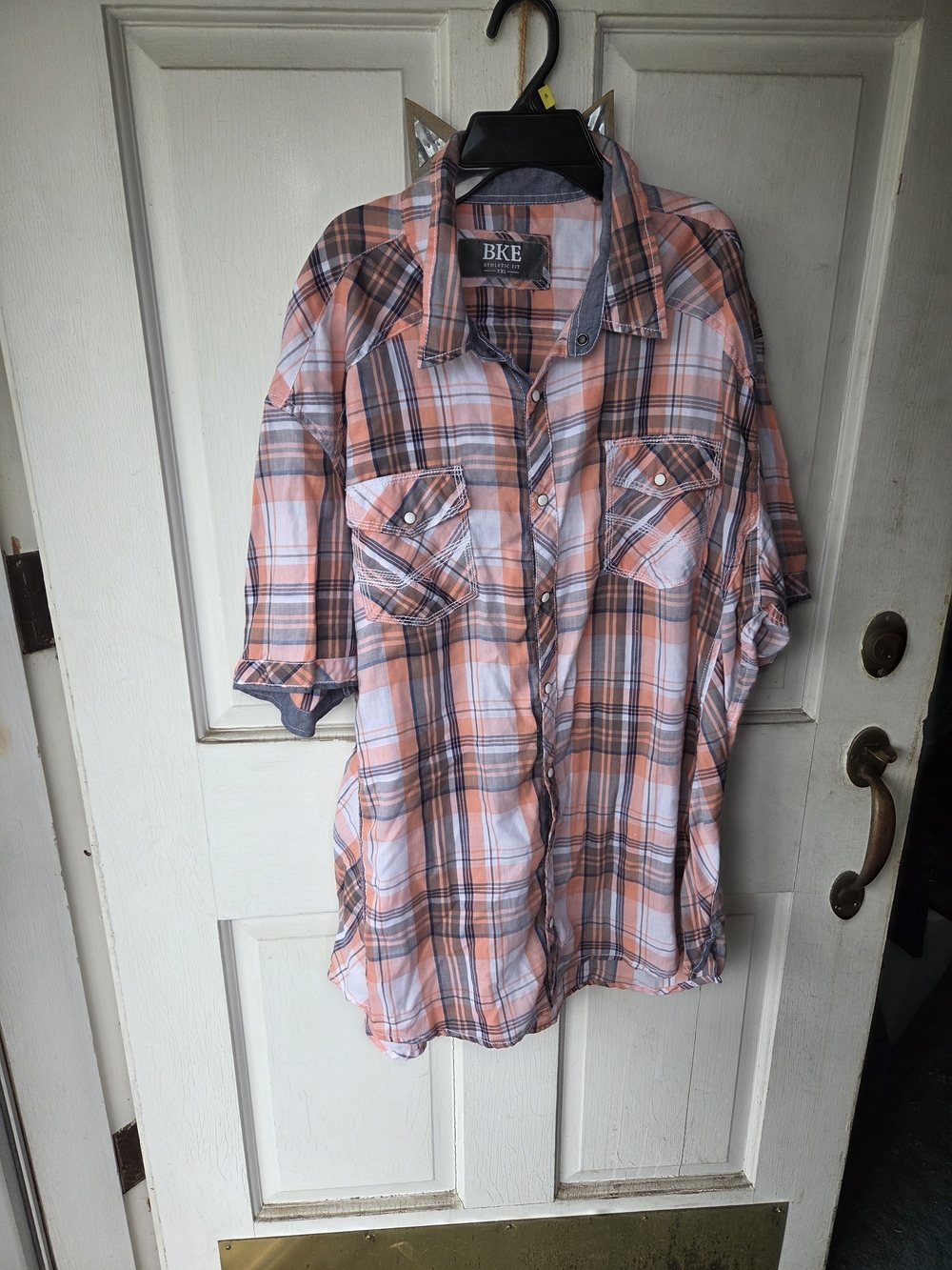 BKE Men's Short-Sleeve Plaid Shirt in Coral and Gray Xxl